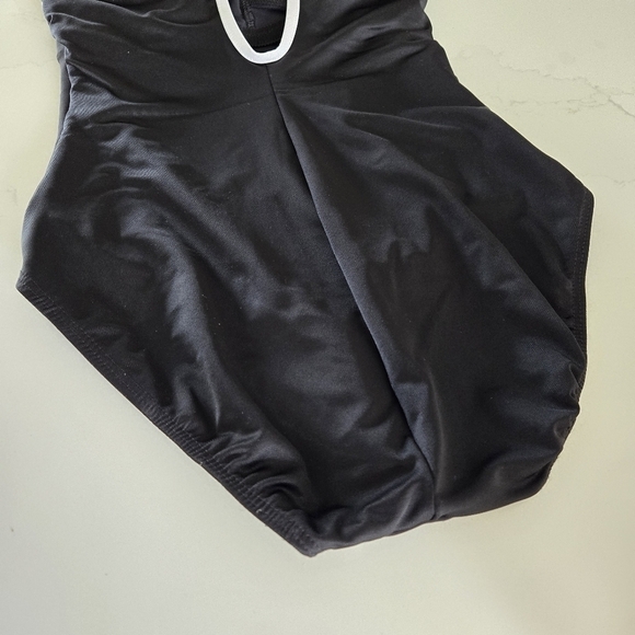 MIRACLESUIT Line Up One-Piece Swimsuit Sculpting High-Neck Black White Piping - Picture 4 of 11